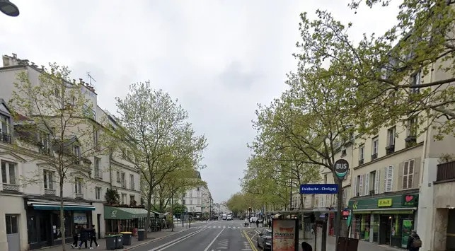 Retail in Paris for lease Building Photo- Image 1 of 3