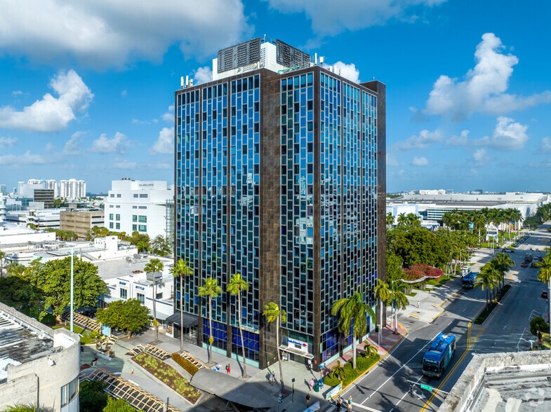 401-407 Lincoln Rd, Miami Beach, FL for lease - Building Photo - Image 1 of 18