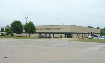 4451 112th St, Urbandale IA - Warehouse