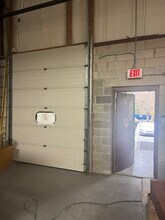 115 Hood Ter, West Haven, CT for lease Interior Photo- Image 2 of 8