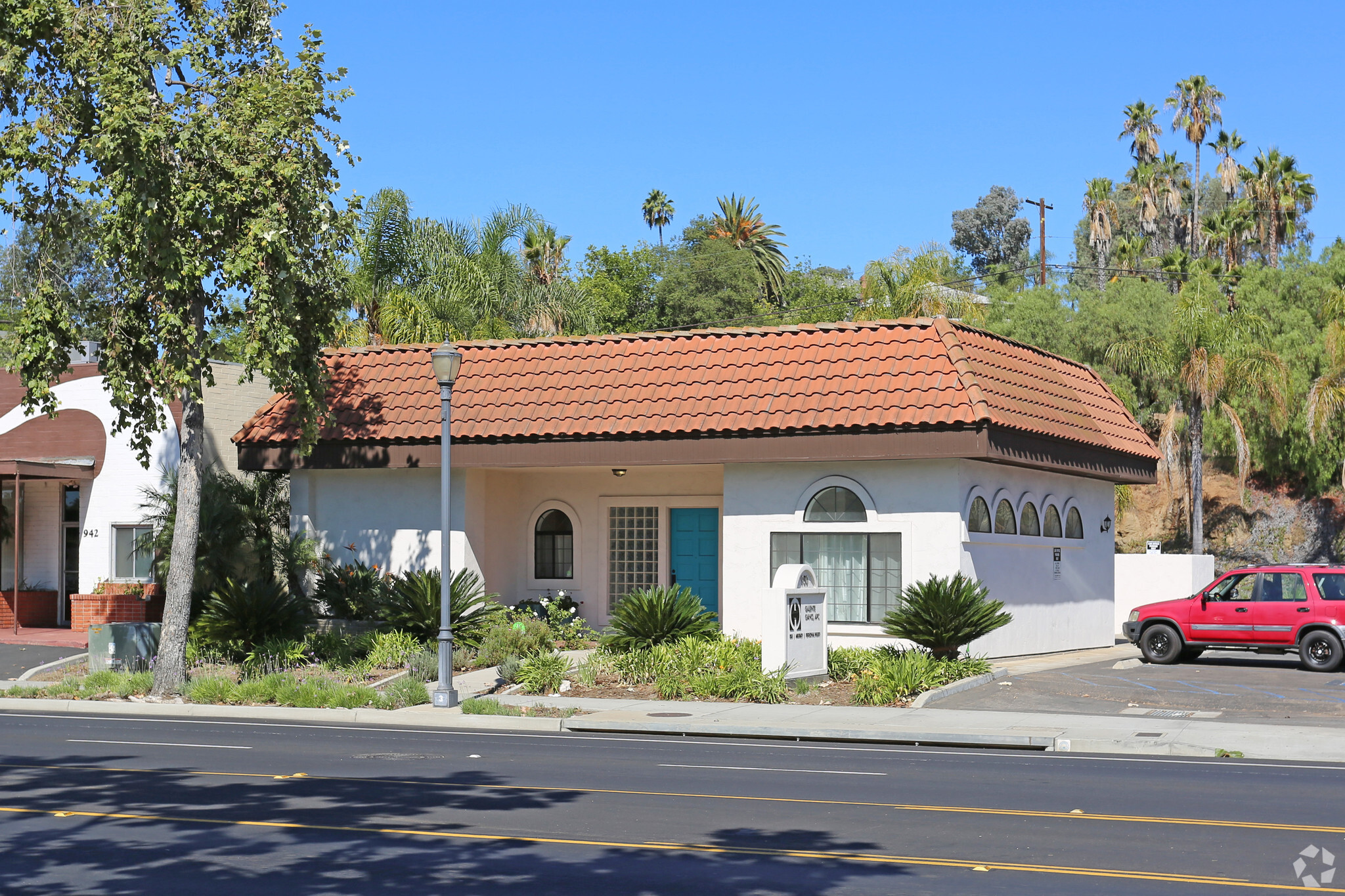 950 Vista Village Dr, Vista, CA for sale Primary Photo- Image 1 of 1