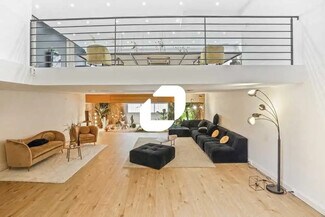 More details for 16 Passage Du Chemin De Fer, Orsay - Office for Lease