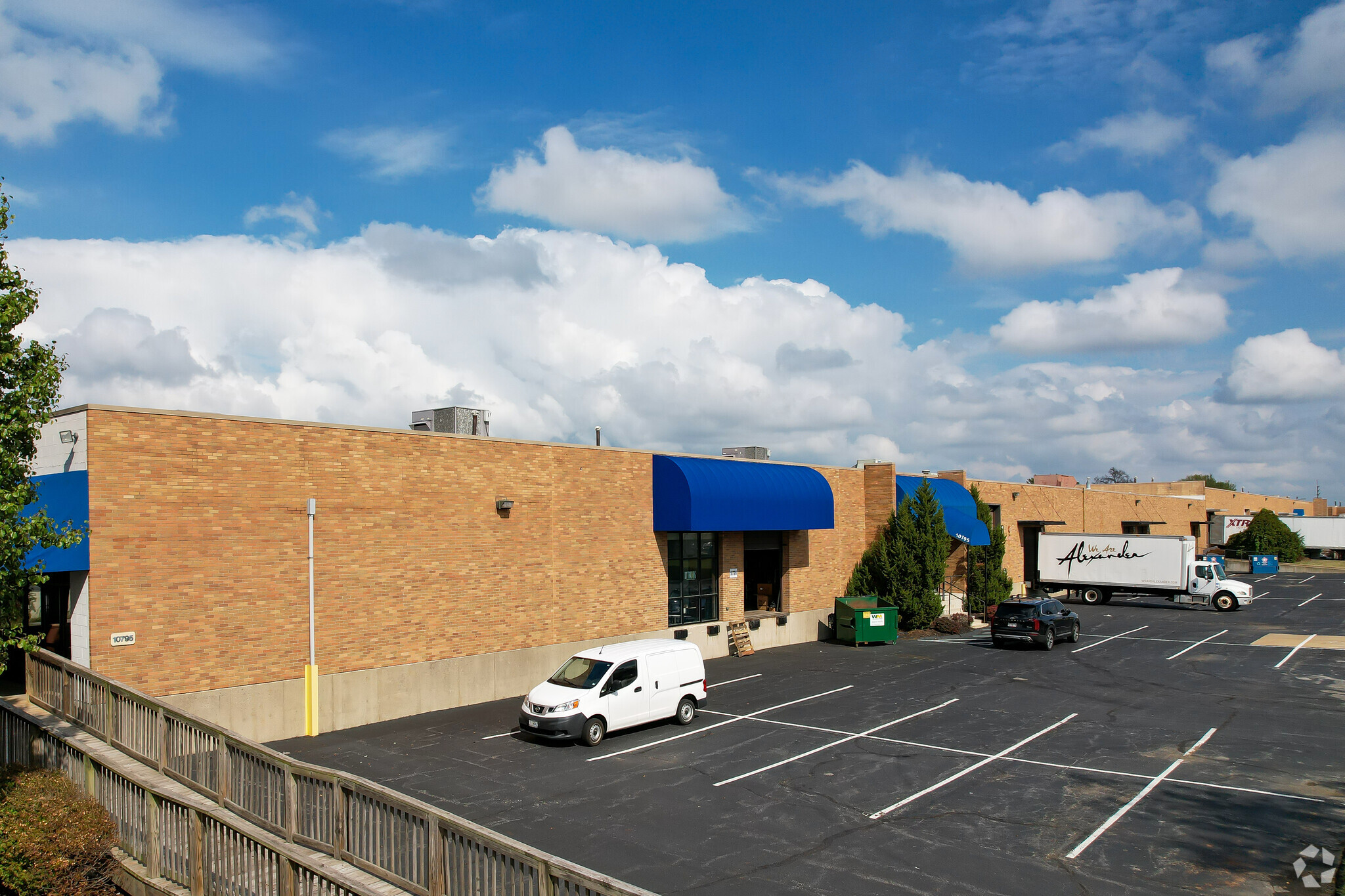 10769-10795 Midwest Industrial Blvd, Saint Louis, MO for sale Primary Photo- Image 1 of 6