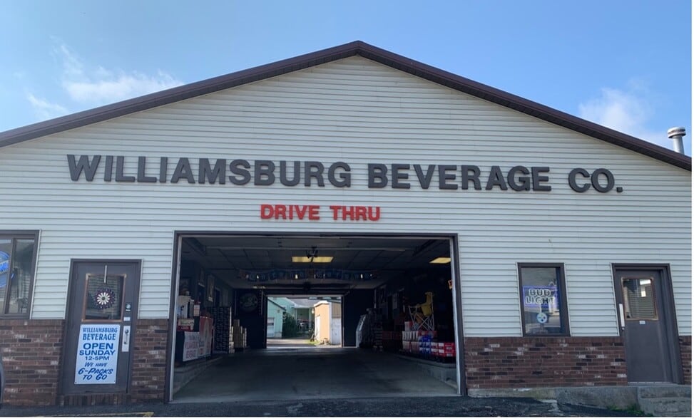 427 W 1st St, Williamsburg, PA for sale - Primary Photo - Image 1 of 1