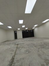 7825 S Walker Ave, Oklahoma City, OK for lease Interior Photo- Image 1 of 11