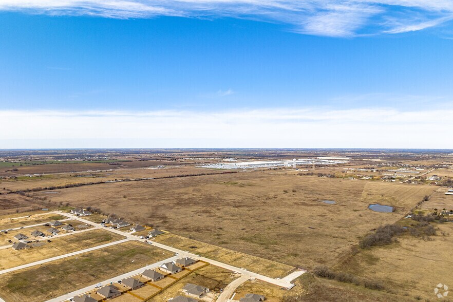 TBD Lois, Sanger, TX for sale - Primary Photo - Image 1 of 1