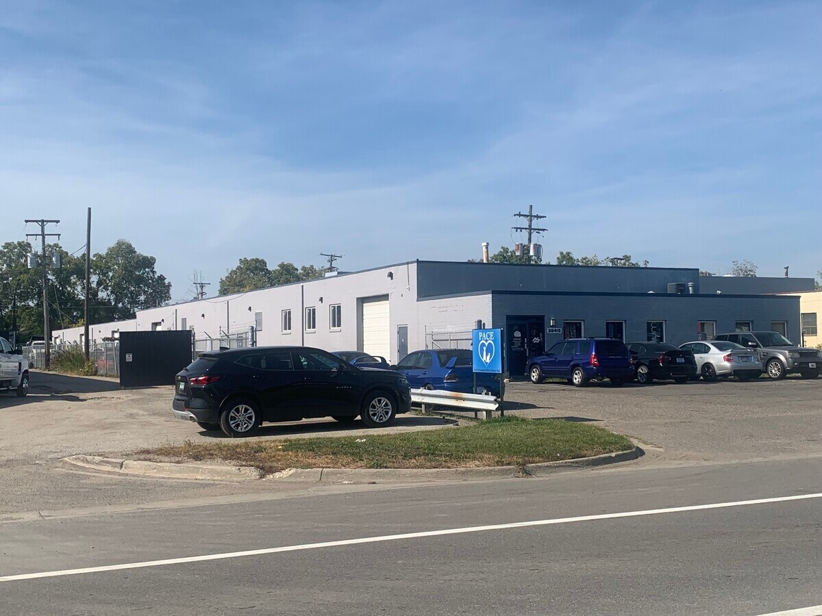 36415 Groesbeck Hwy, Clinton Township, MI 48035