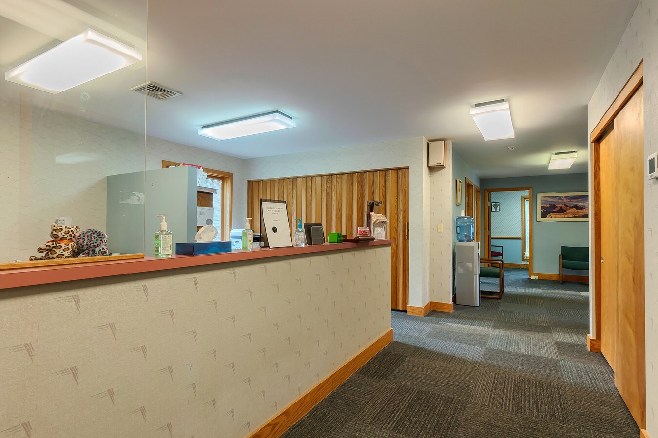 33 Electric Ave, Fitchburg, MA 01420