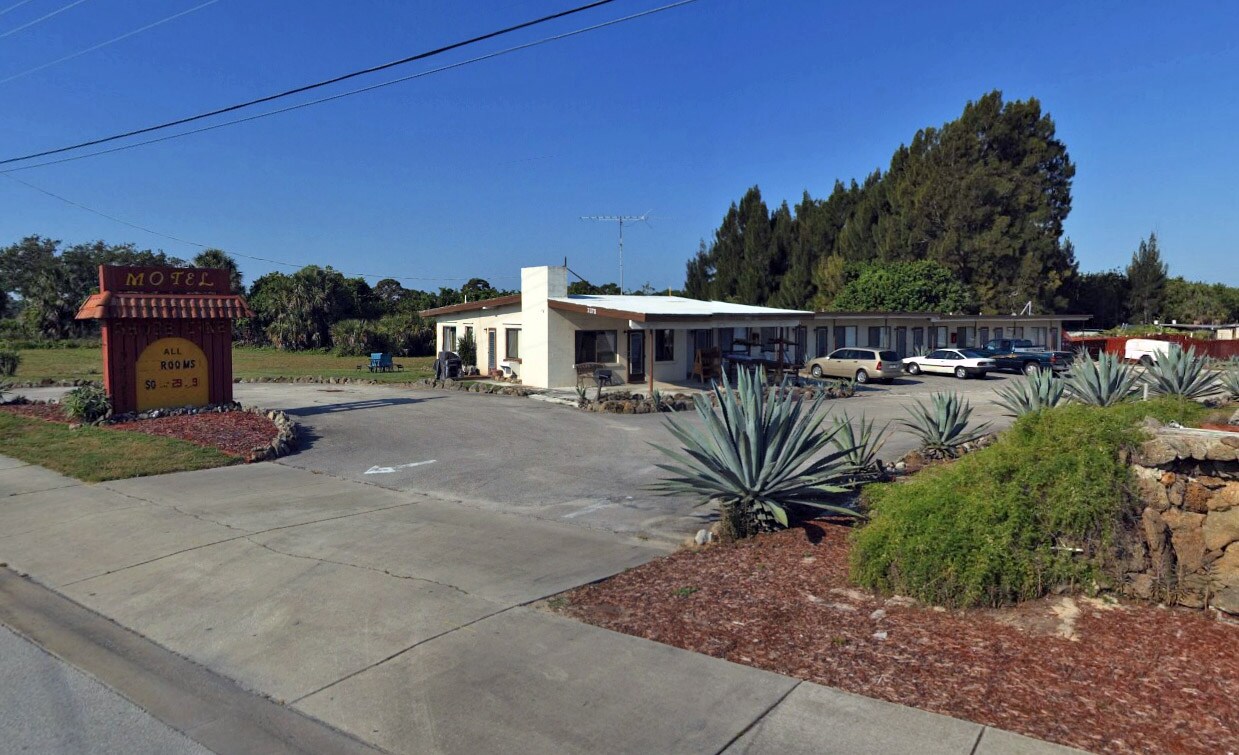 3370 Dixie Hwy NE, Palm Bay, FL for sale Primary Photo- Image 1 of 1
