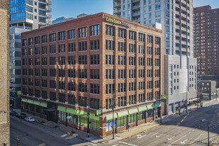 325-333 W. Ohio Street - Convenience Store