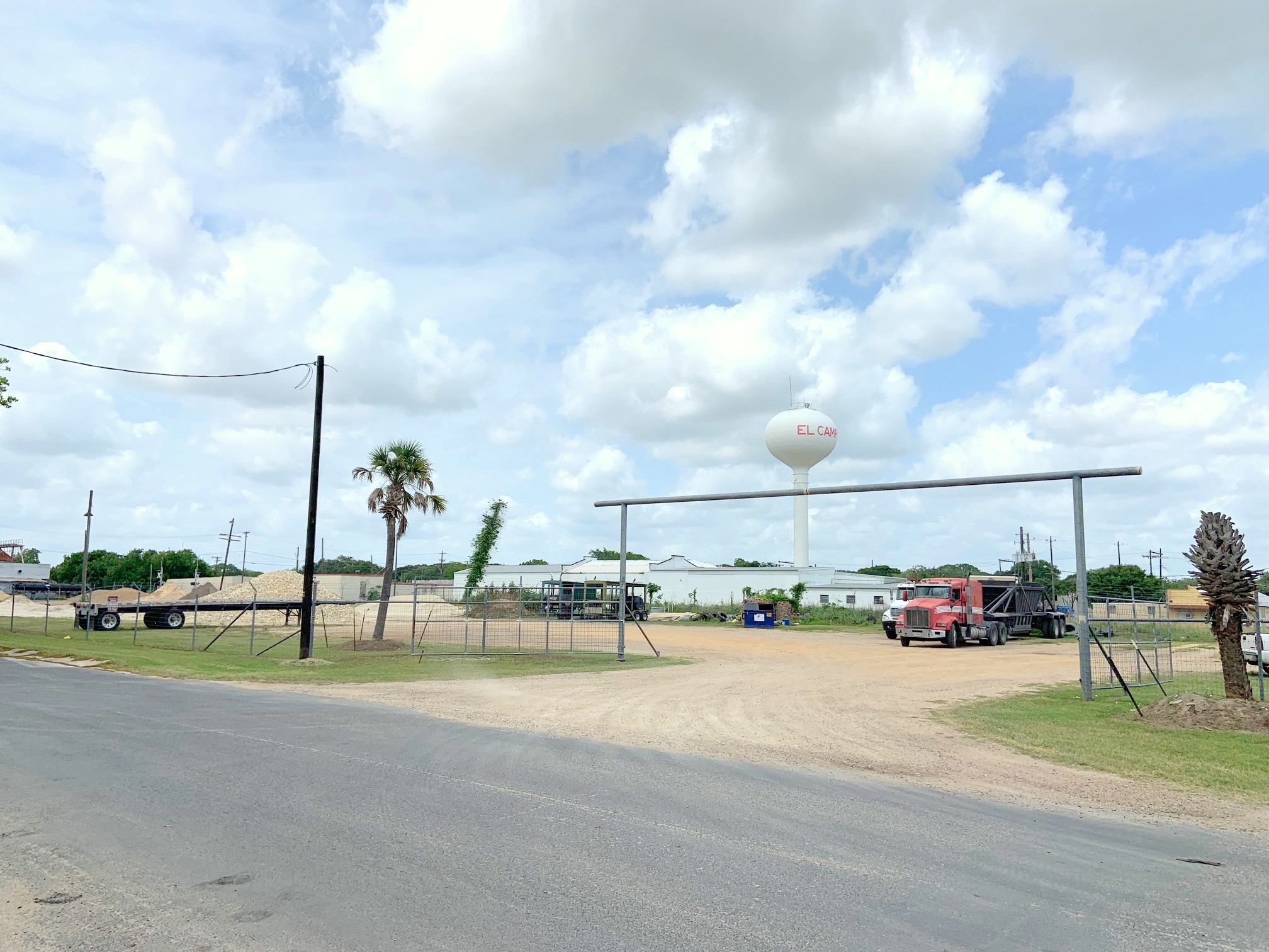 Railroad St, El Campo, TX for sale Primary Photo- Image 1 of 1