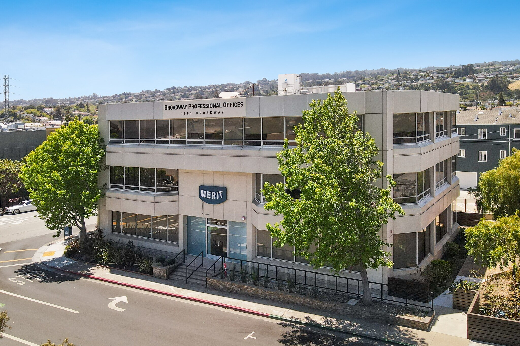 1001 Broadway, Millbrae, CA for lease Building Photo- Image 1 of 14