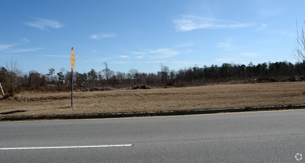 Old Farm Rd @ Gregory Dr, Roanoke Rapids, NC 27870 | LoopNet