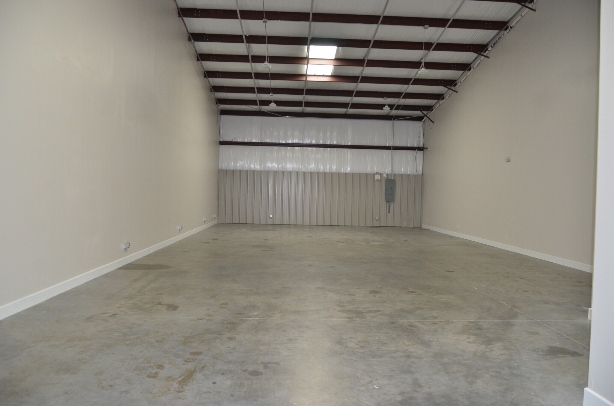 21631 Rhodes Rd, Spring, TX 77388 - Rhodes Meadow Business Park | LoopNet