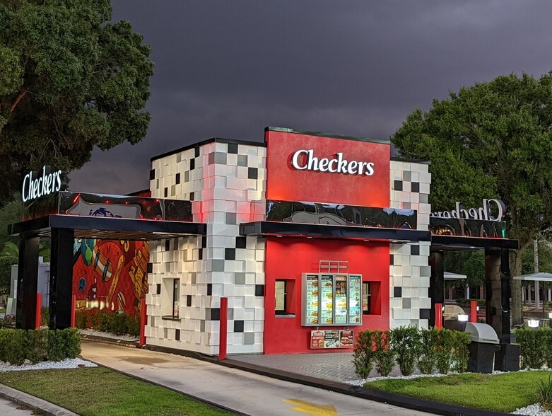 1495 US Highway 1, Vero Beach, FL for lease - Building Photo - Image 2 of 4