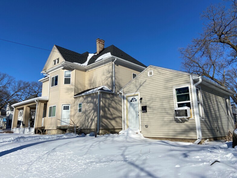 1600 Nebraska St, Sioux City, IA 51105 Multifamily for Sale