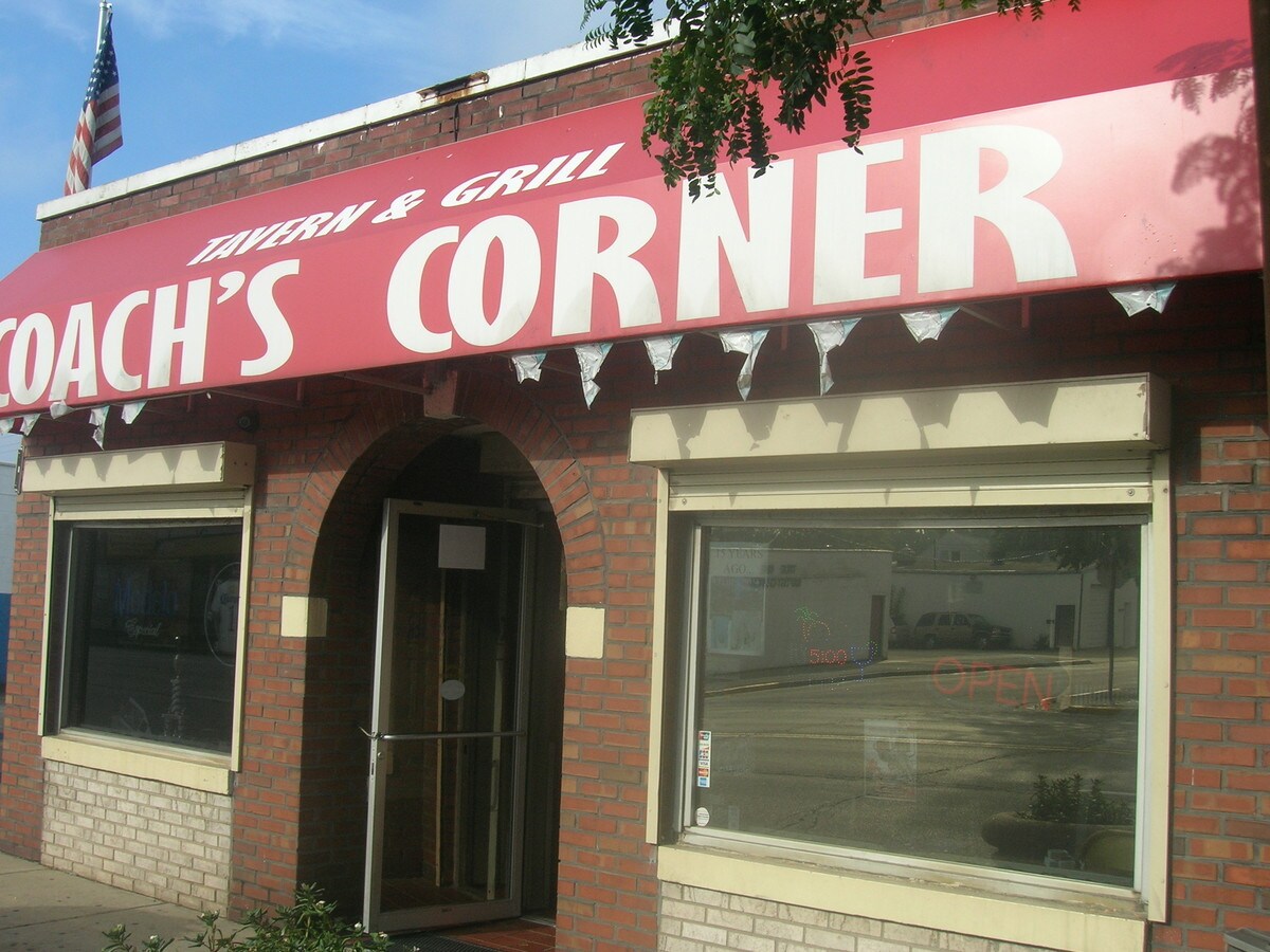 6208 Kennedy Ave, Hammond, IN 46323