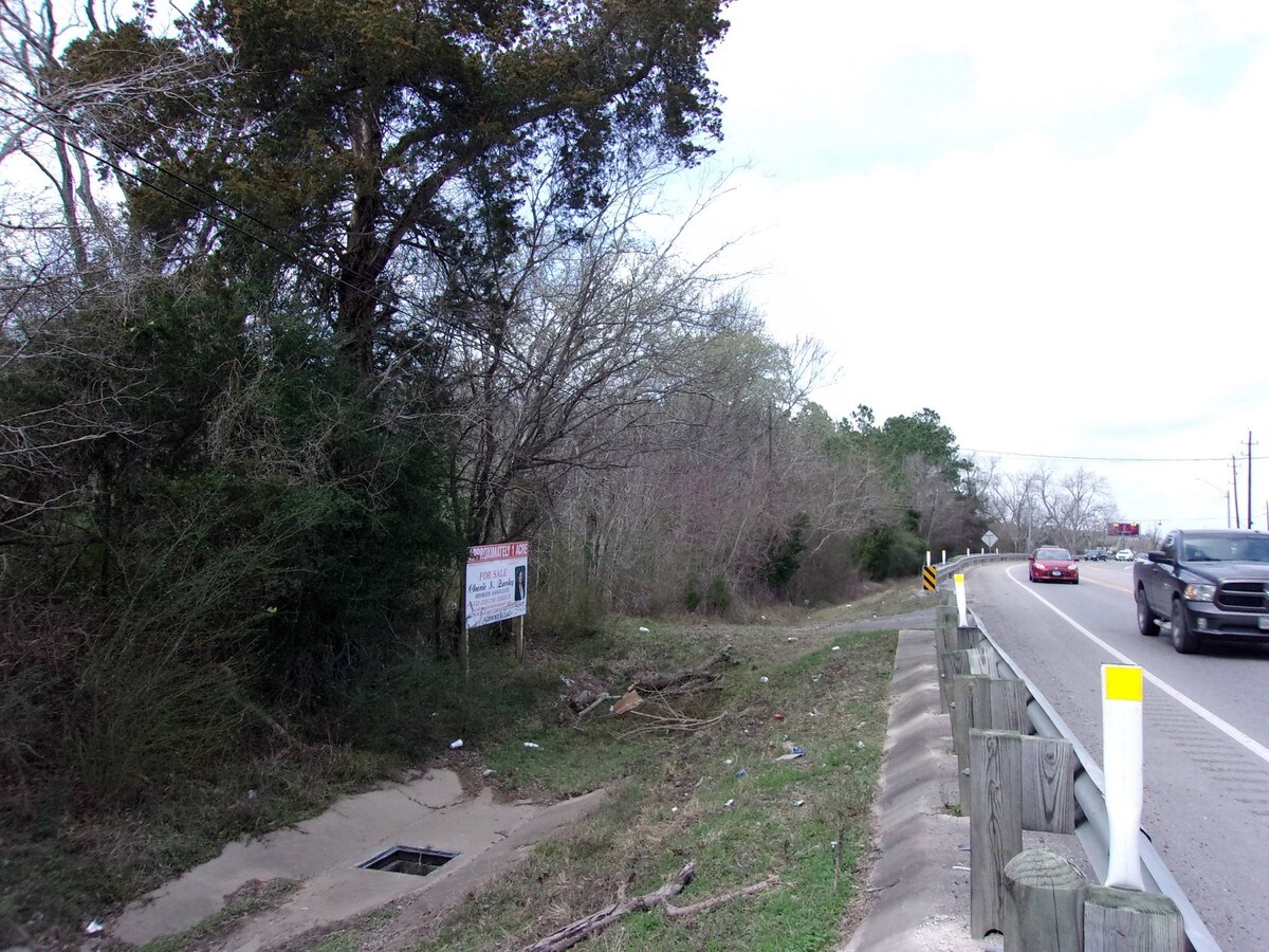 19603 Fm 2100 Rd, Crosby, TX 77532