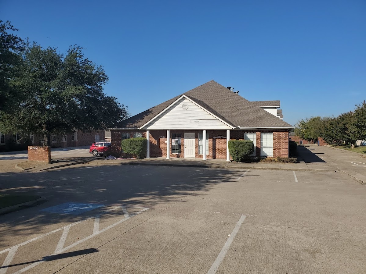 2707 Bolton Boone Dr, DeSoto, TX for lease Building Photo- Image 1 of 6