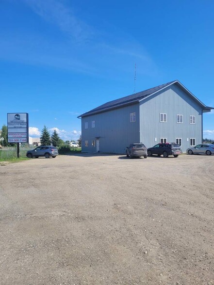399 Helmericks Ave, Fairbanks, AK for lease - Building Photo - Image 2 of 6