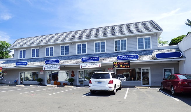 399-407 E Putnam Ave, Cos Cob, CT for lease - Building Photo - Image 3 of 3