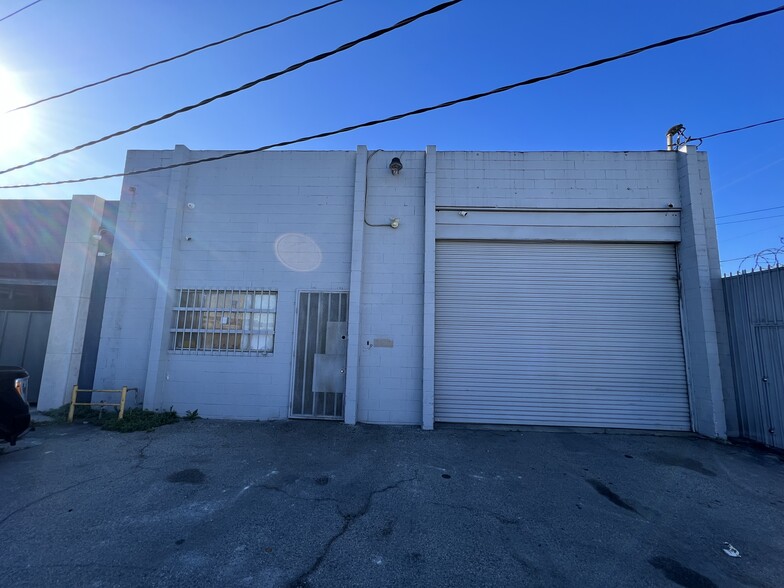 522 E D St, Wilmington, CA for lease - Building Photo - Image 2 of 7