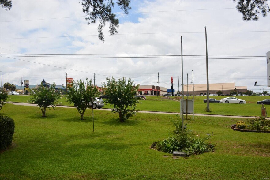 802 Boll Weevil Cir, Enterprise, AL for sale - Building Photo - Image 1 of 5