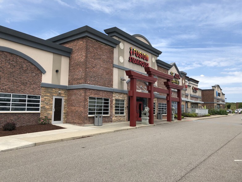 405-425 Cabela Dr, Triadelphia, WV for sale - Building Photo - Image 1 of 1