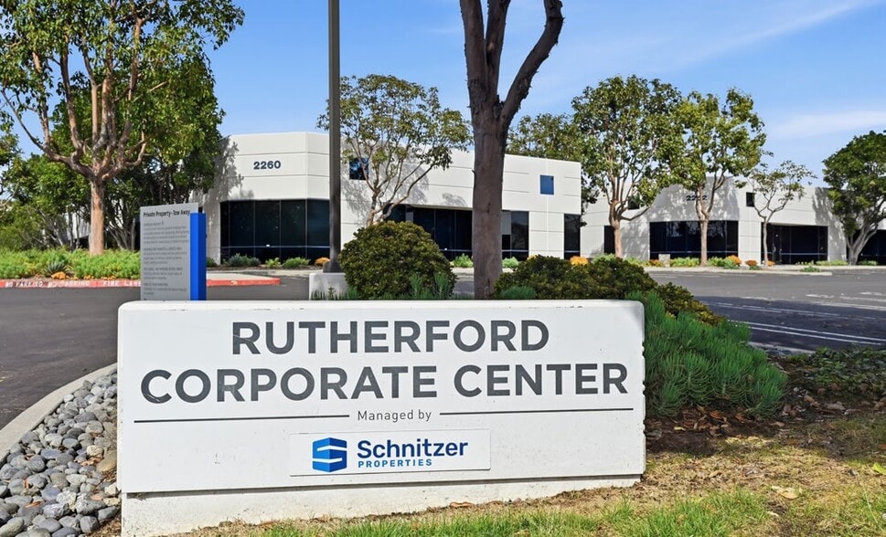 2260 Rutherford Rd, Carlsbad, CA for lease - Building Photo - Image 3 of 6