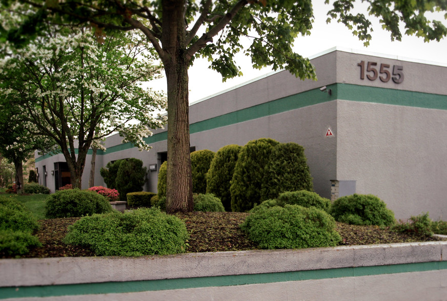 1545 Route 37 W, Toms River, NJ for lease - Building Photo - Image 3 of 5