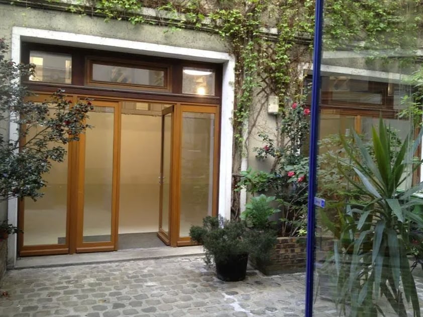 Office in Paris for lease Building Photo- Image 1 of 5