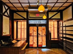 6940 Myrtle Ave, Glendale, NY for lease Building Photo- Image 2 of 16