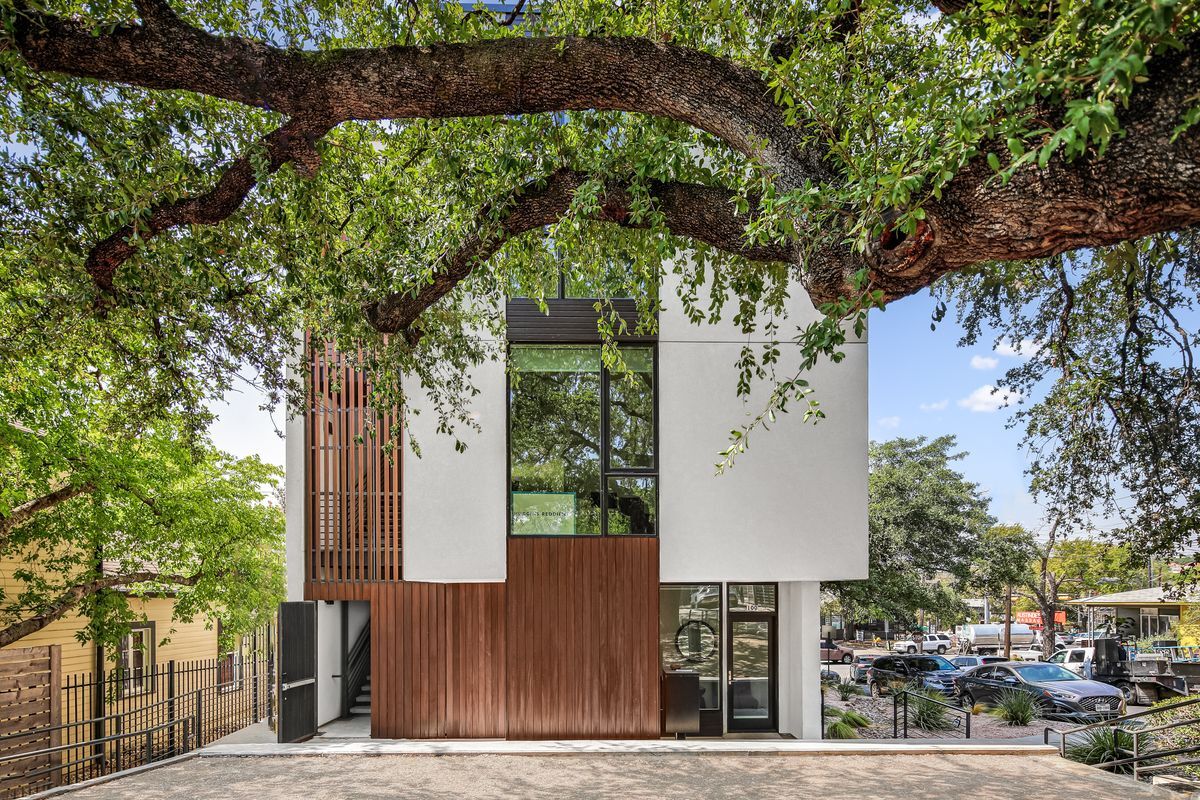 2208 Lake Austin Blvd, Austin, TX for sale Building Photo- Image 1 of 1