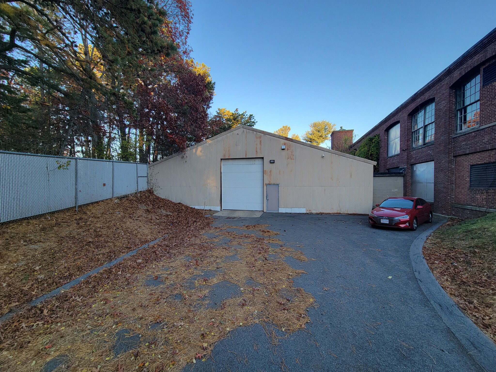 100 Pleasant St, Dracut, MA for lease Building Photo- Image 1 of 11