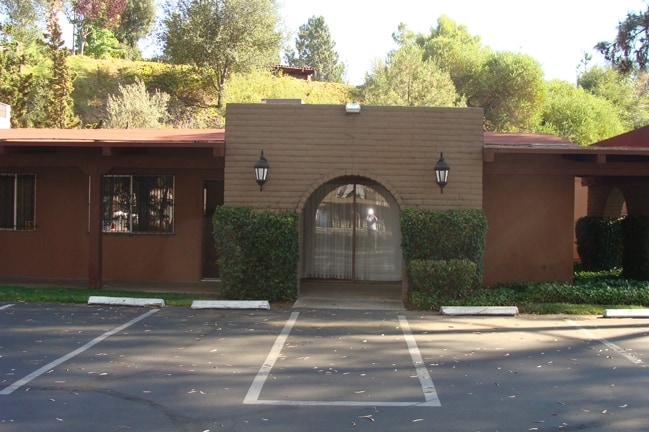 2055-2065 Arnold Way, Alpine, CA for lease - Building Photo - Image 2 of 6