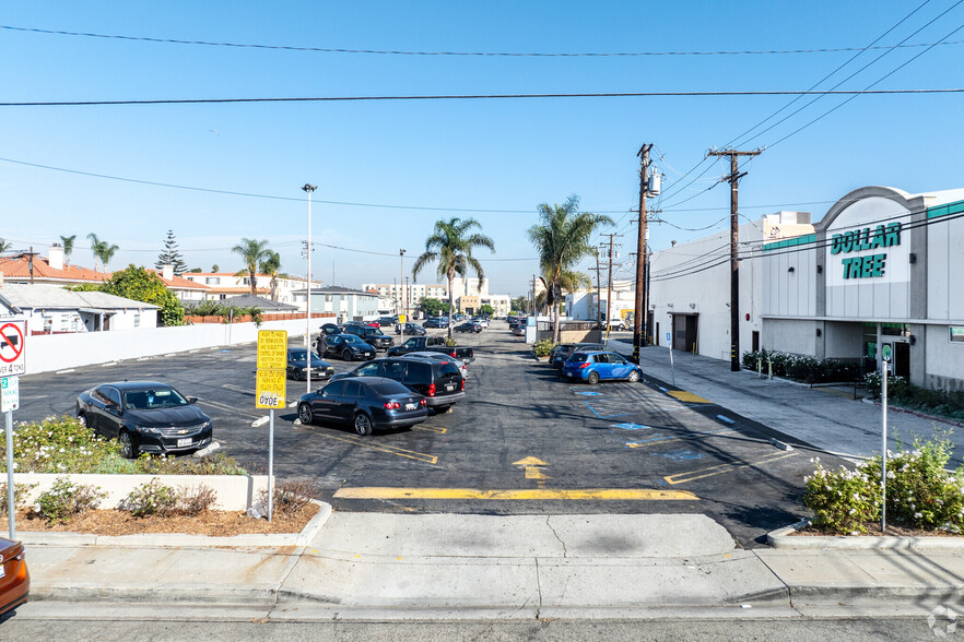 13039-13045 Hawthorne Blvd, Hawthorne, CA for lease - Building Photo - Image 3 of 12