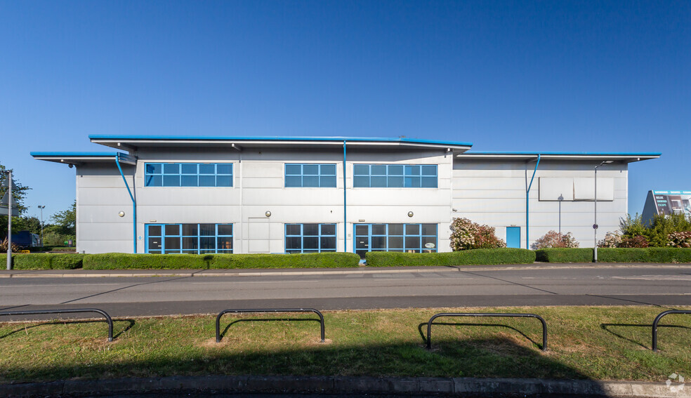 2 Phorpres Clos, Peterborough for lease - Building Photo - Image 3 of 6