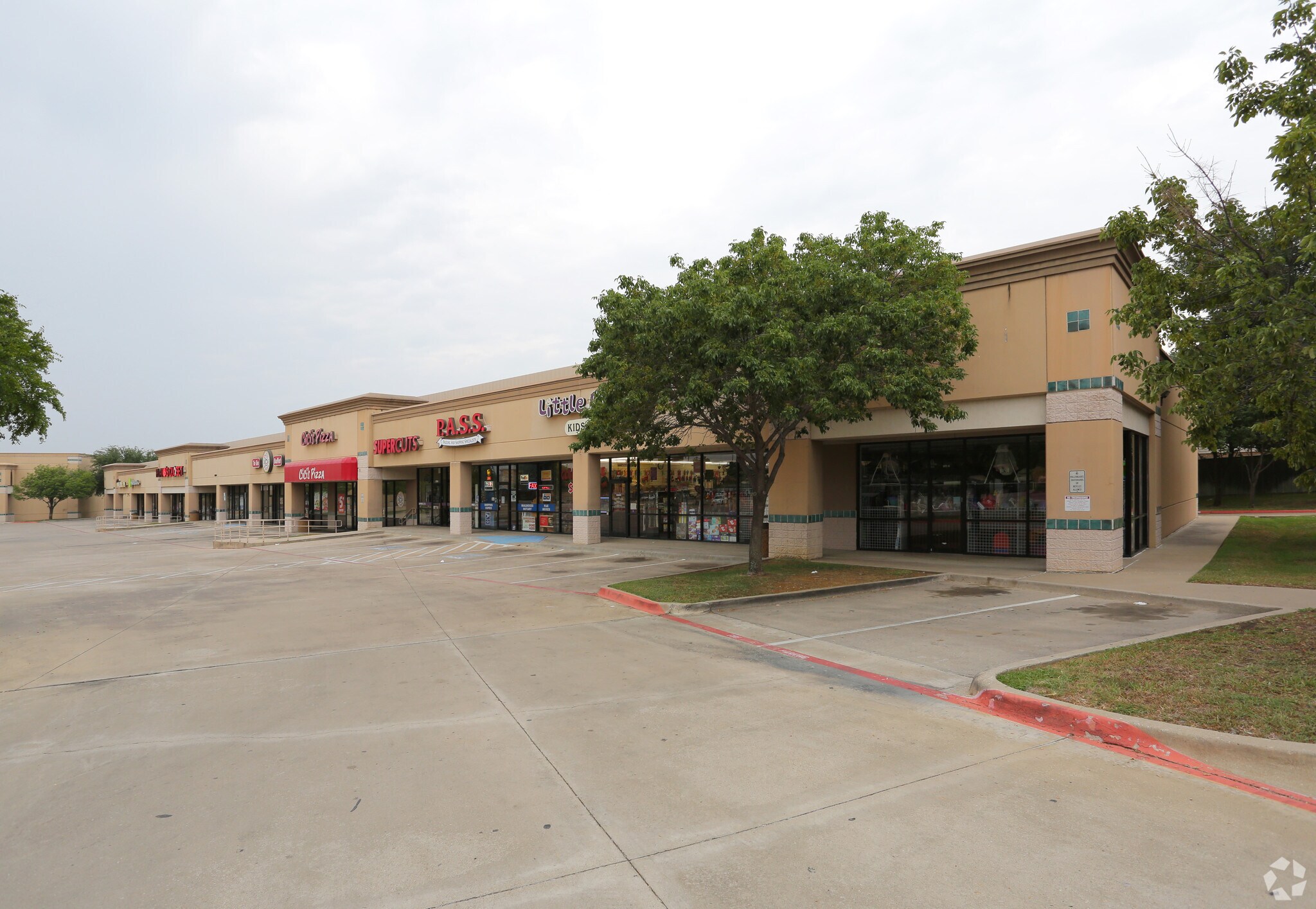 5904 S Cooper St, Arlington, TX for sale Primary Photo- Image 1 of 24