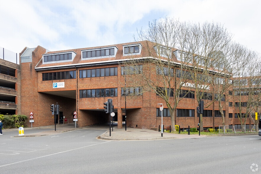 Ashley Ave, Epsom for lease - Building Photo - Image 2 of 9