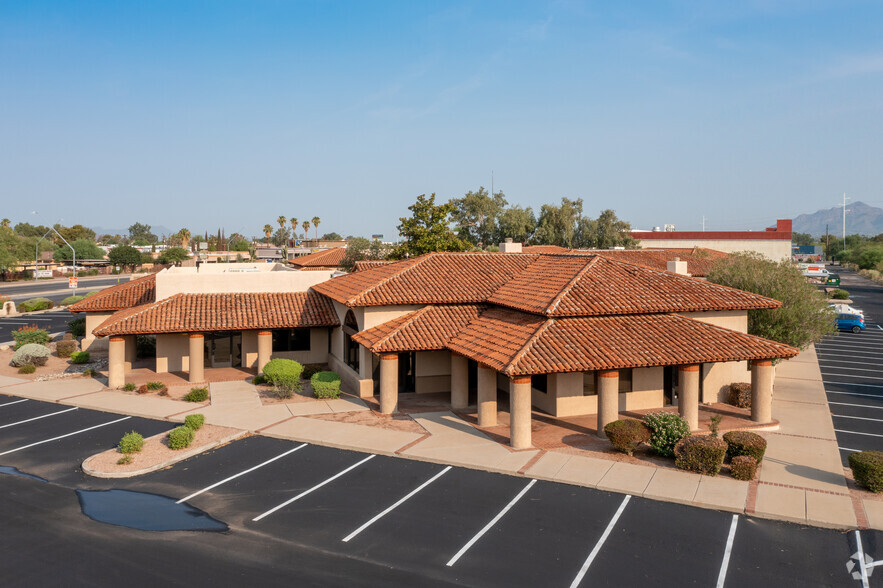 2090 N Kolb Rd, Tucson, AZ for lease - Aerial - Image 3 of 13