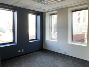 101 W Grand Ave, Chicago, IL for lease Interior Photo- Image 2 of 4