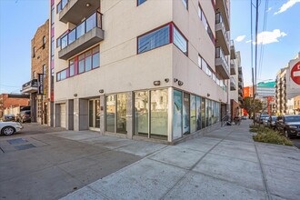 32-04 38th Ave, Long Island City, NY for lease Building Photo- Image 2 of 15