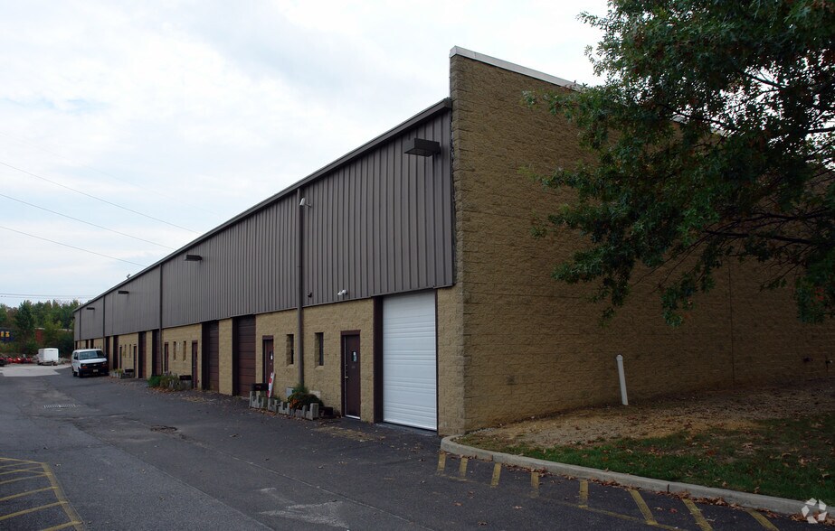 1595 Imperial Way, Paulsboro, NJ 08066