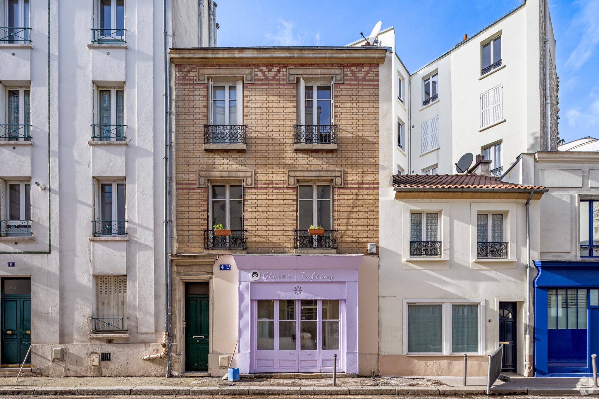 4 Bis Rue Edouard Jacques, Paris for lease Primary Photo- Image 1 of 3