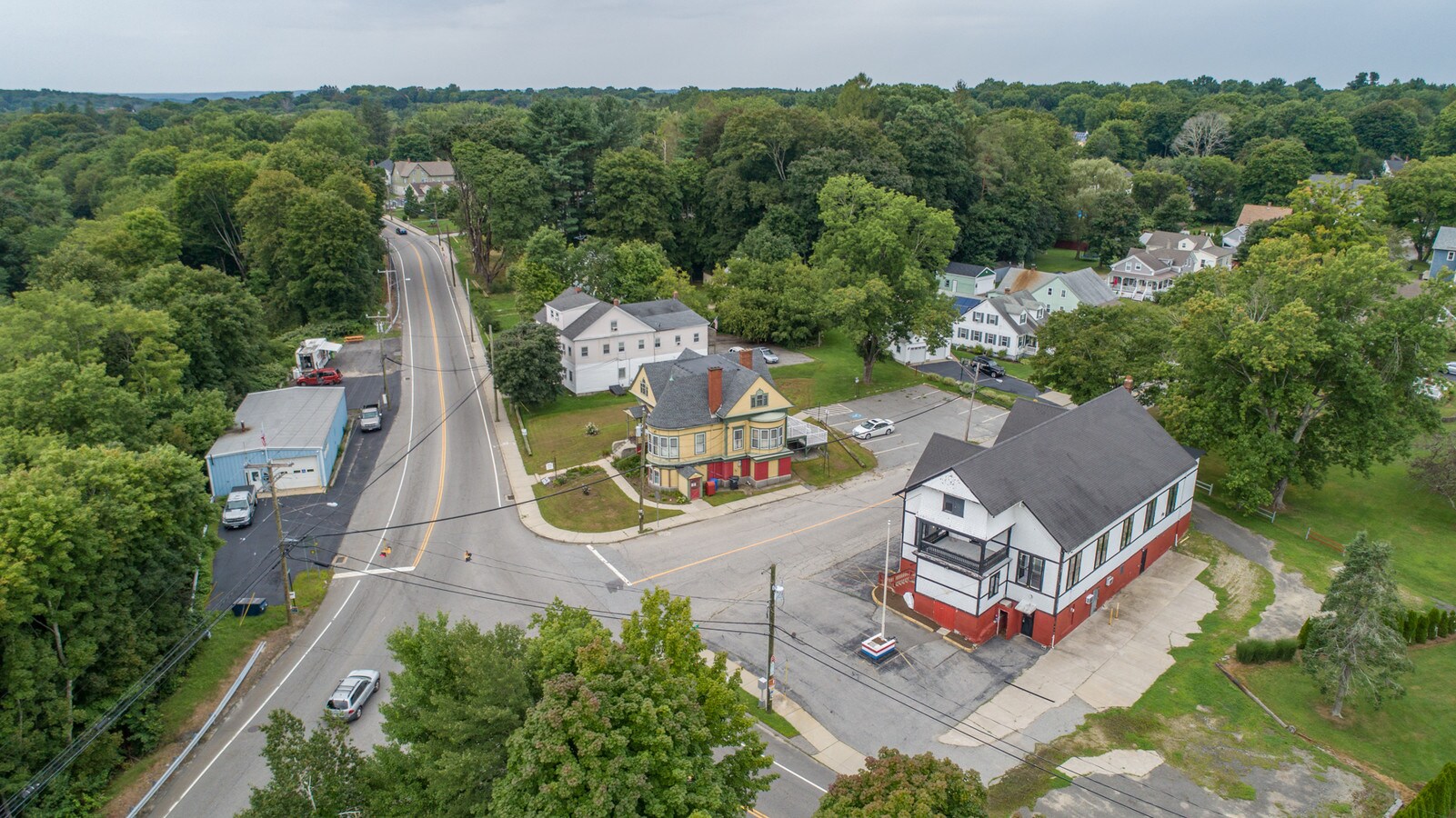 1 Lake St, Moosup, CT 06354