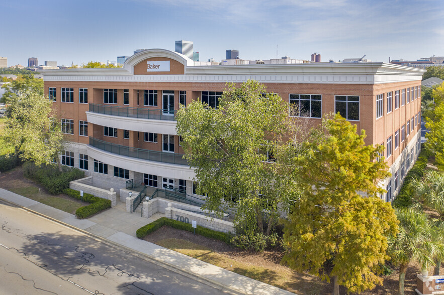 700 Huger St, Columbia, SC for lease - Primary Photo - Image 1 of 16