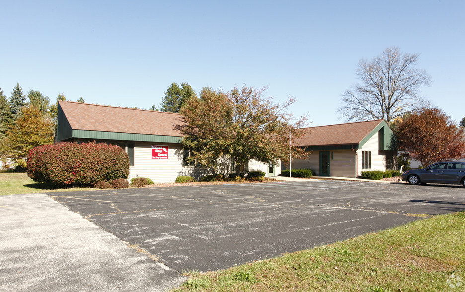 2906-2910 N Saginaw Rd, Midland, MI for sale - Primary Photo - Image 1 of 1