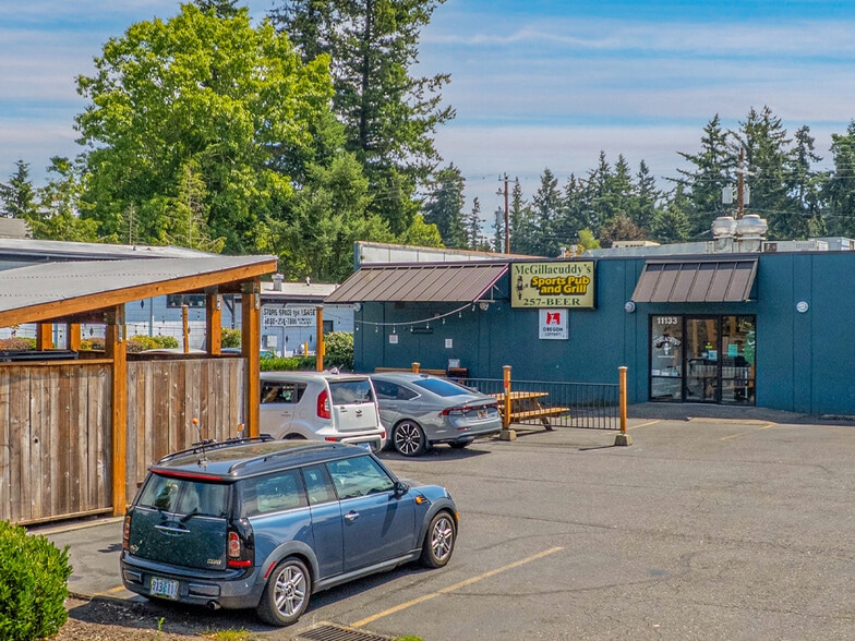 11131 NE Halsey St, Portland, OR for sale - Building Photo - Image 3 of 14