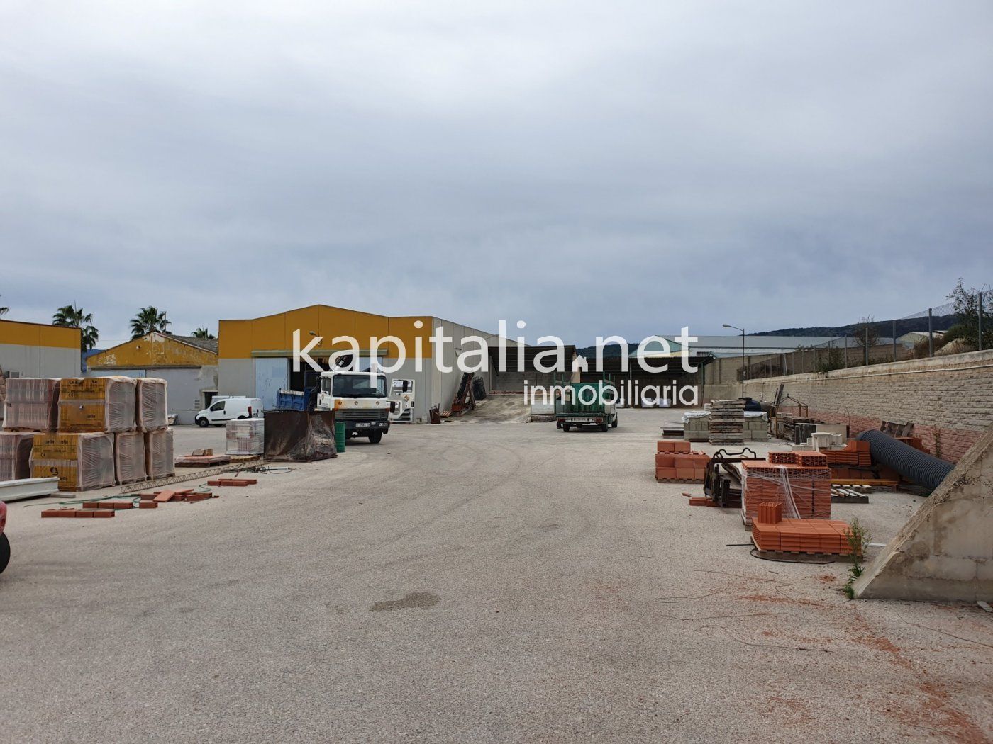 Industrial in Valencia de Alcántara for sale Building Photo- Image 1 of 10