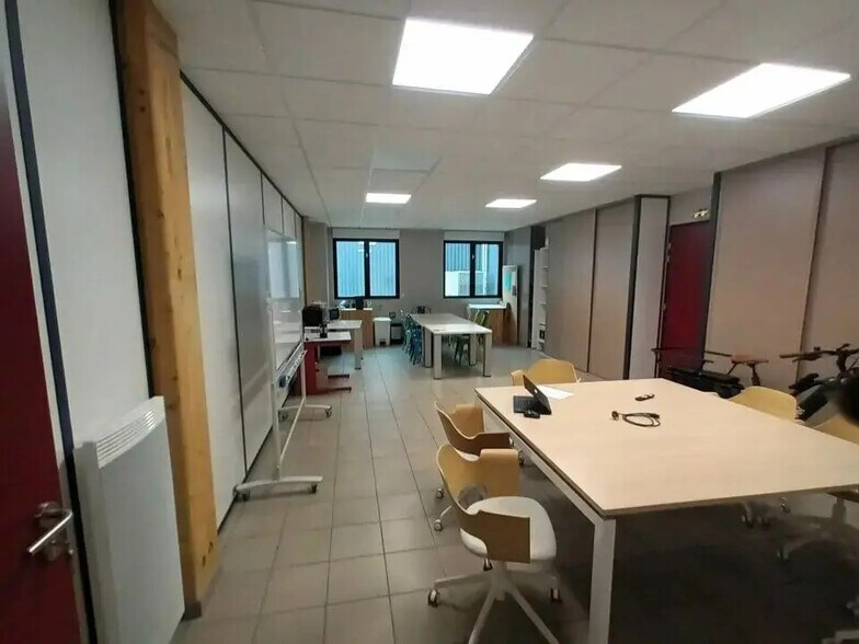 Office in Le Havre for lease - Interior Photo - Image 1 of 1